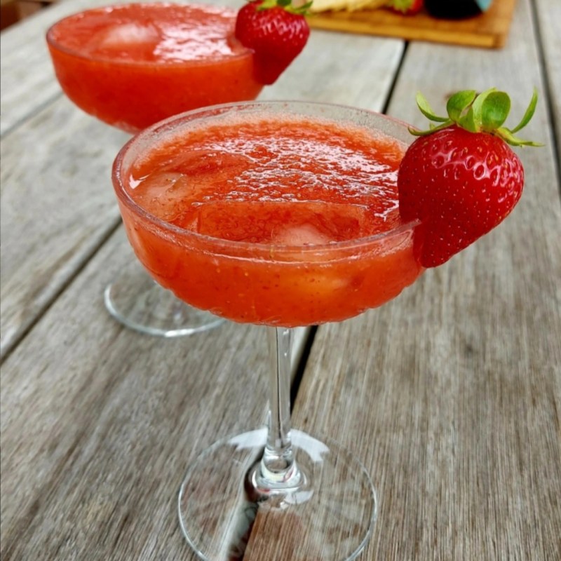 Pick-Your-Own Strawberry Farm in Auckland + Easy Strawberry Margarita&nbsp;Recipe