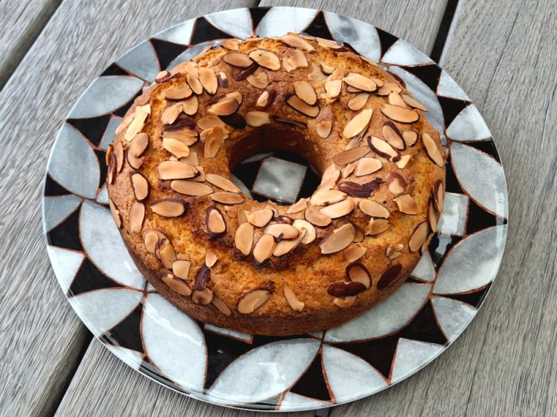 Classic Almond Cake – A Simple Bake for&nbsp;Sharing